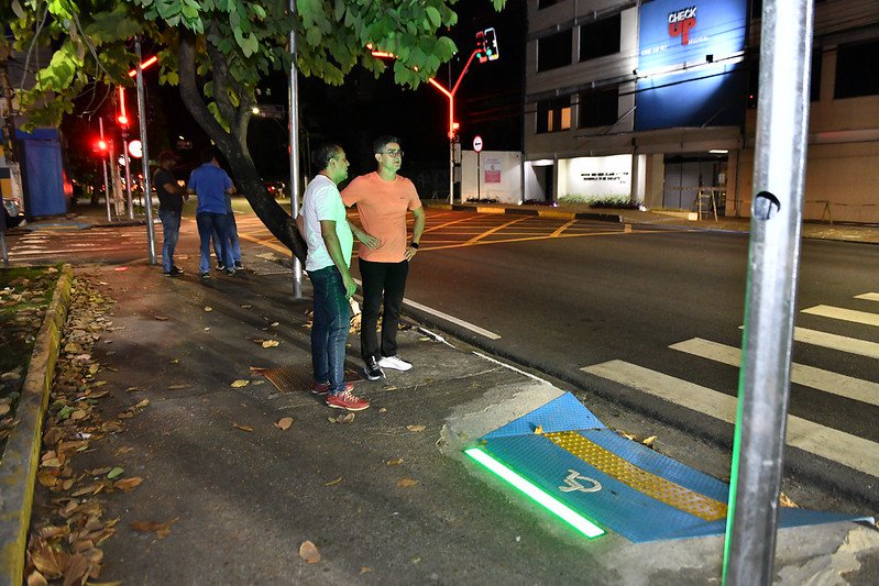 Manaus ganha novas iluminações para semáforos - Foto: Dhyeizo Lemos/Semcom